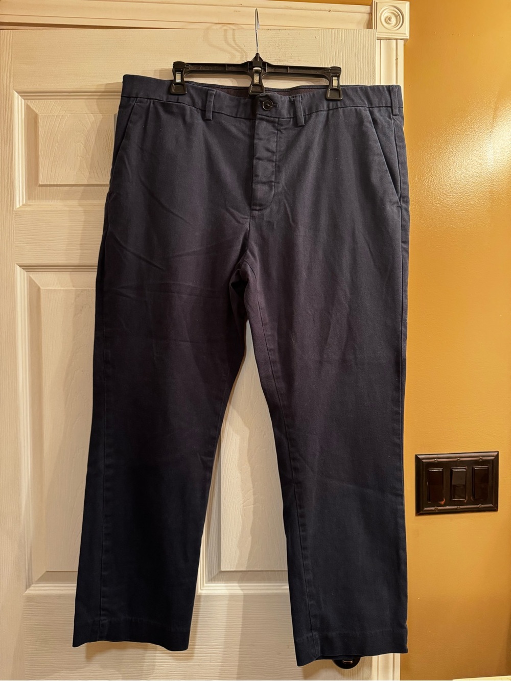 Lot of 2 pairs men’s 38 30 Magna Ready adaptive velcro closure pants